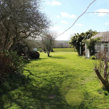 Cozy Country Cottage With Beautiful Rural Views Newquay  Bagian luar foto